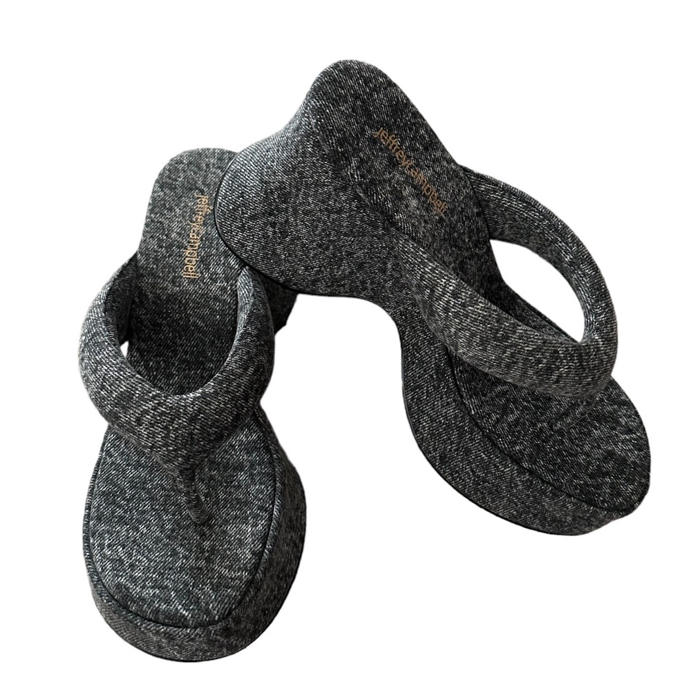 Jeffery Campbell Gray thongs sandals